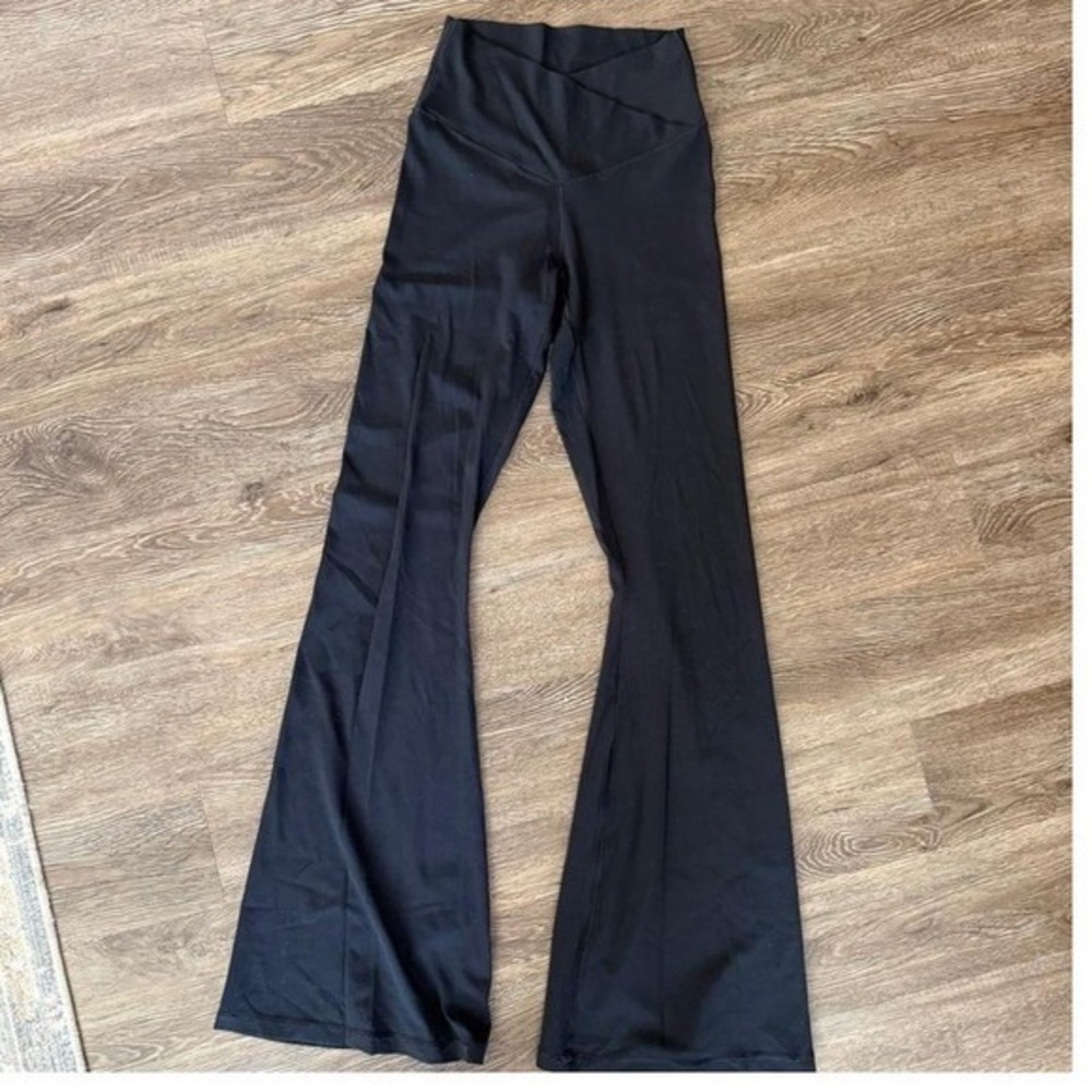 aerie High-Rise Black Flare Leggings